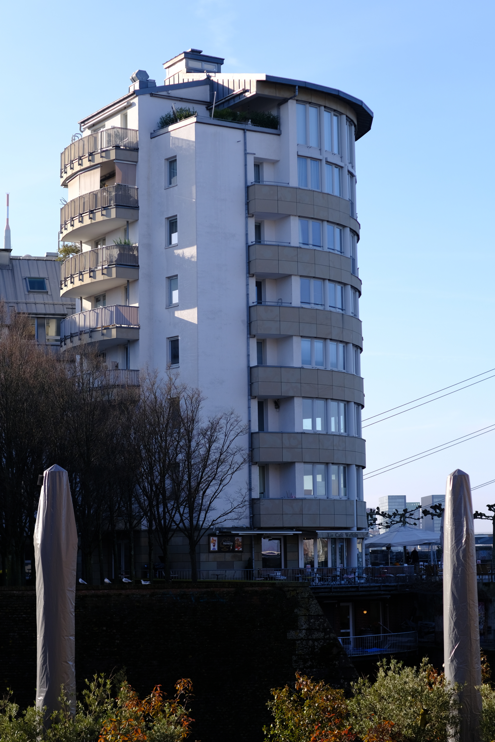 7Artisans 50mm f1.2 on Fujifilm X-PRO3